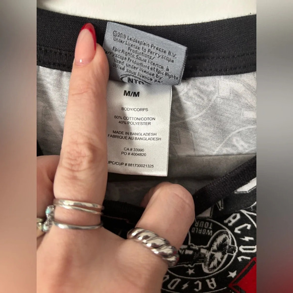 Official Merch | AC/DC Black & White T-Shirt | Size M - Picture 4 of 6